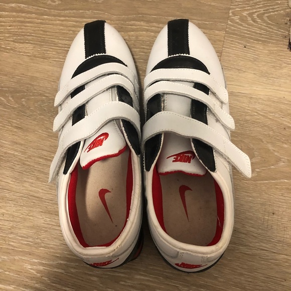 Nike ladies Velcro running shoes athletic sneakers size 12 - Picture 4 of 7